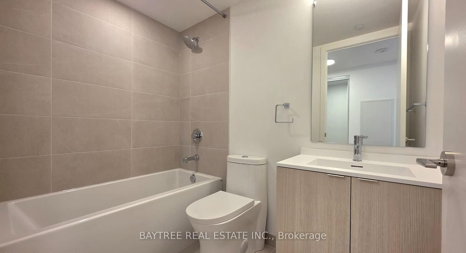 100 Queen Street E, Unit 1611 thumbnail 11