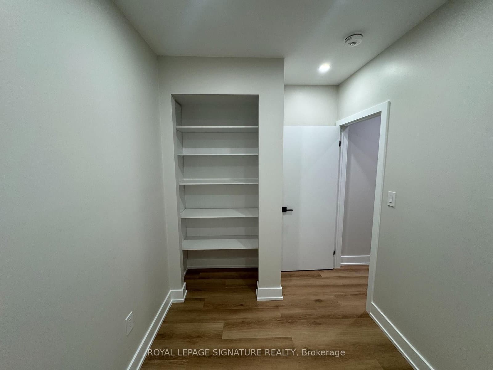 11 Norcross Road, Unit Bsmt thumbnail 12