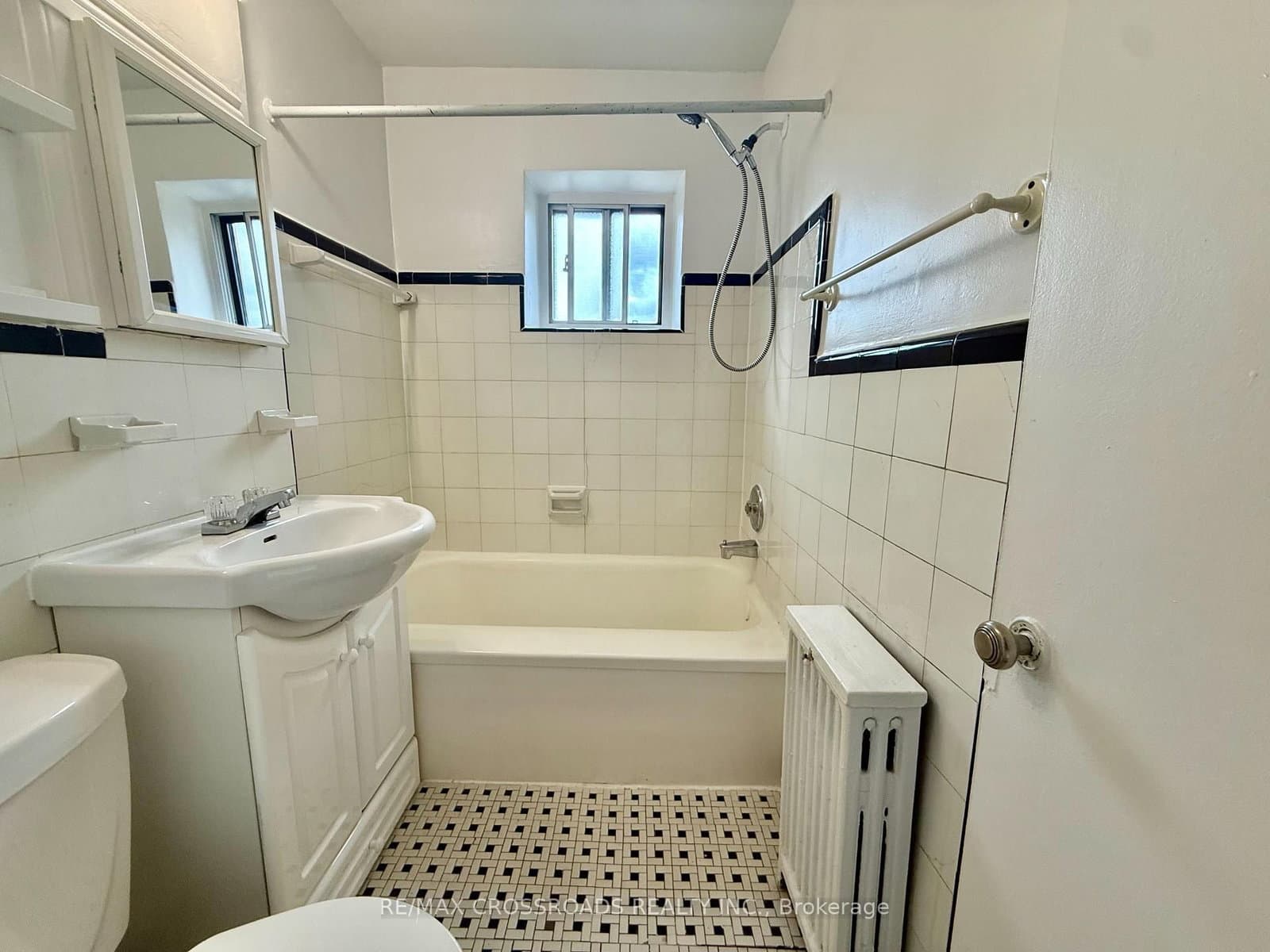 2770 Yonge Street, Unit 213 thumbnail 3
