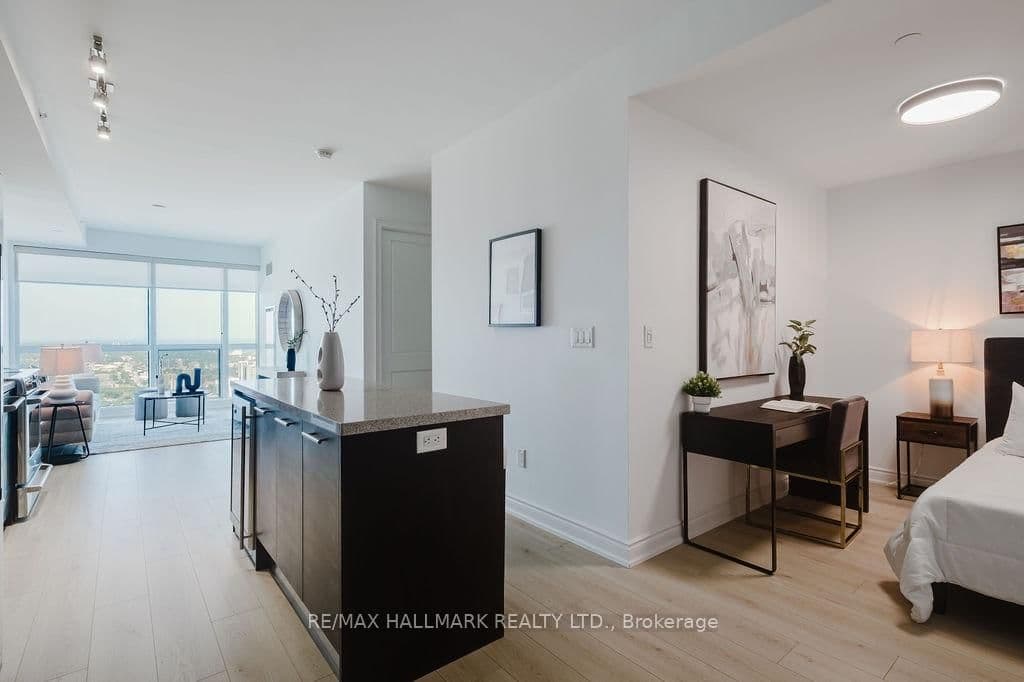 388 YONGE Street, Unit 6104 thumbnail 10