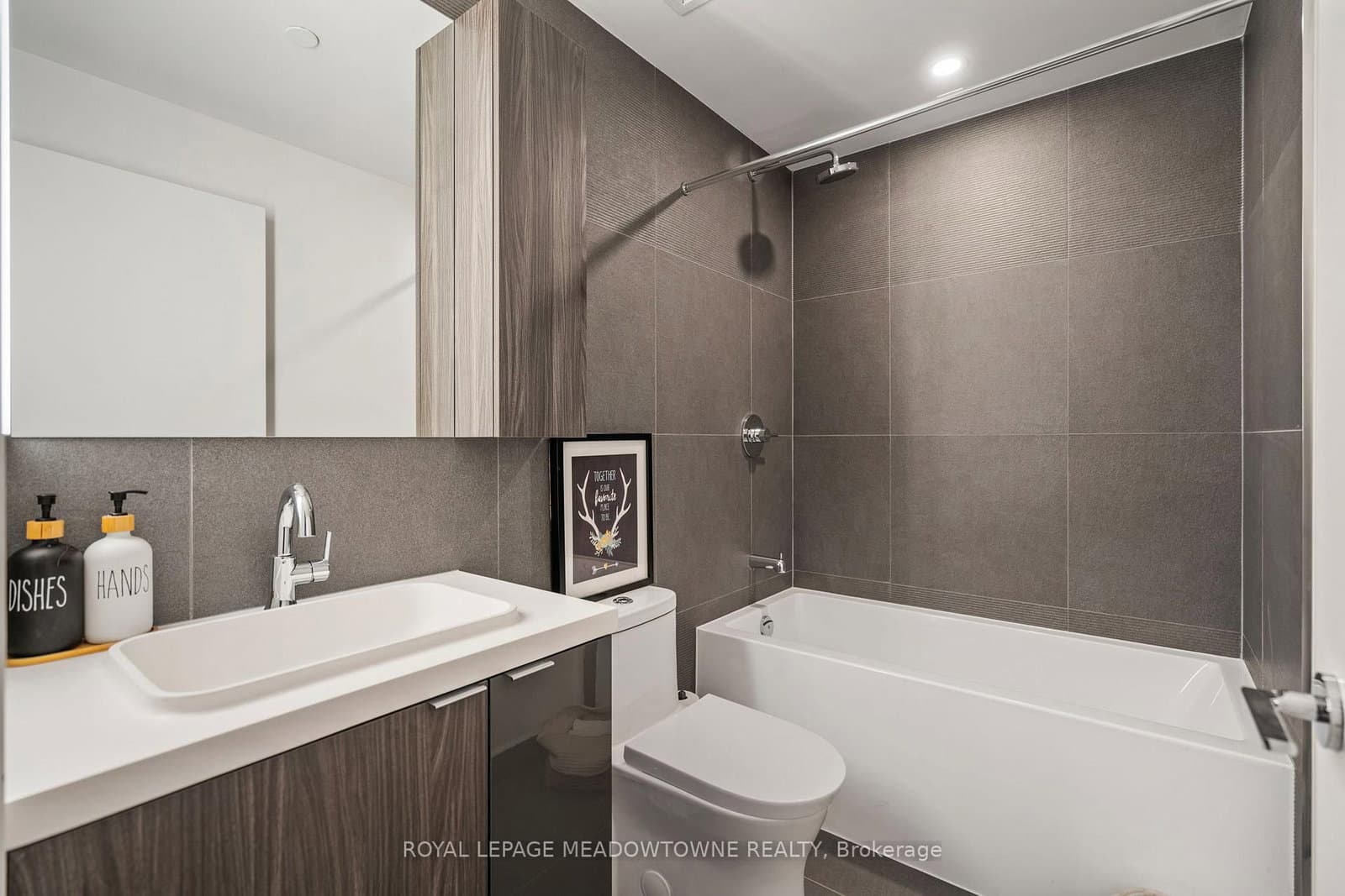 15 Mercer Street, Unit 813 thumbnail 18