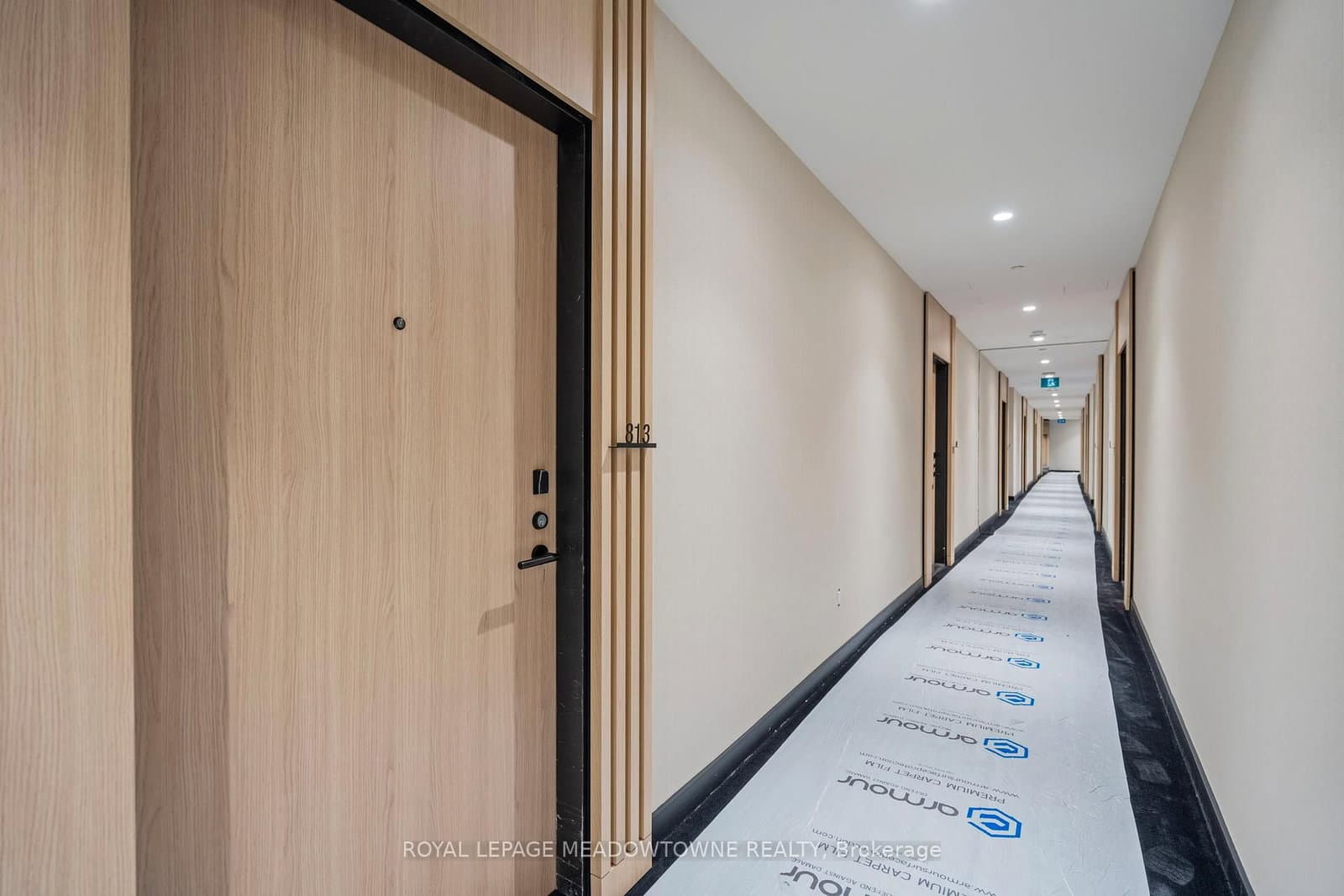 15 Mercer Street, Unit 813 thumbnail 2