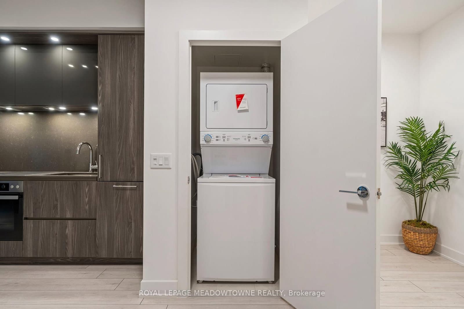 15 Mercer Street, Unit 813 thumbnail 20