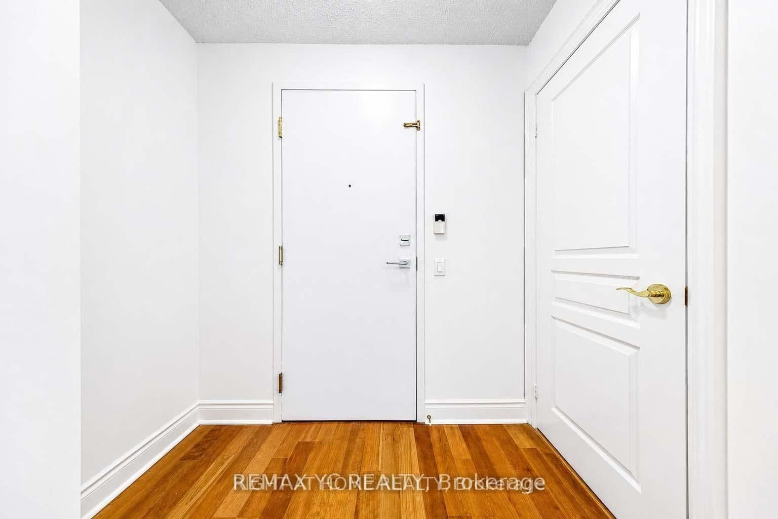 10 Northtown Way, Unit 1405 thumbnail 2