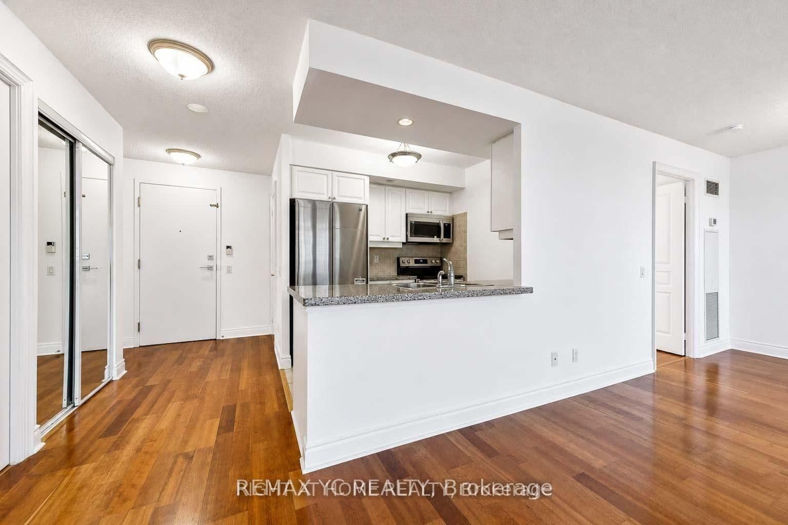 10 Northtown Way, Unit 1405 thumbnail 4