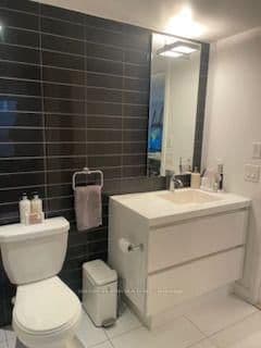 75 Queens Wharf Road, Unit 301 thumbnail 8