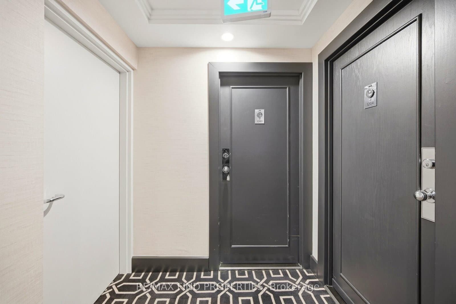 33 University Avenue, Unit 1203 thumbnail 5