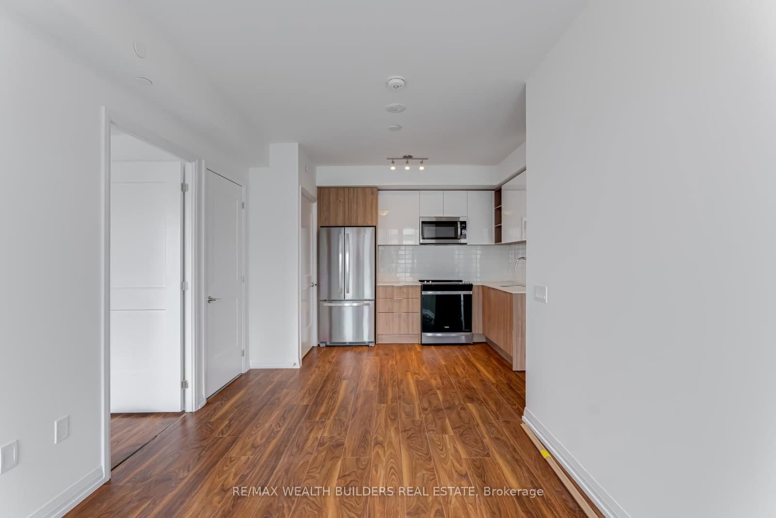 50 Dunfield Avenue, Unit 2520 thumbnail 11
