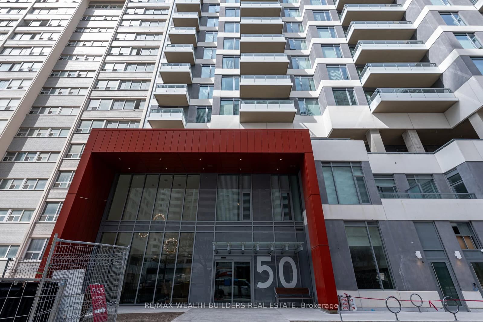 50 Dunfield Avenue, Unit 2520 thumbnail 2