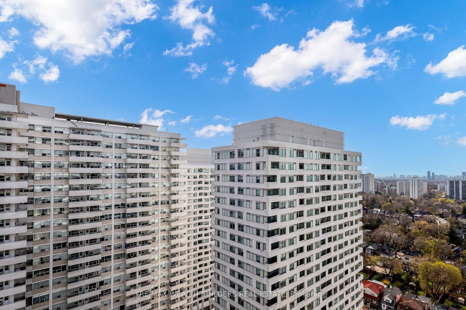 50 Dunfield Avenue, Unit 2520 thumbnail 31