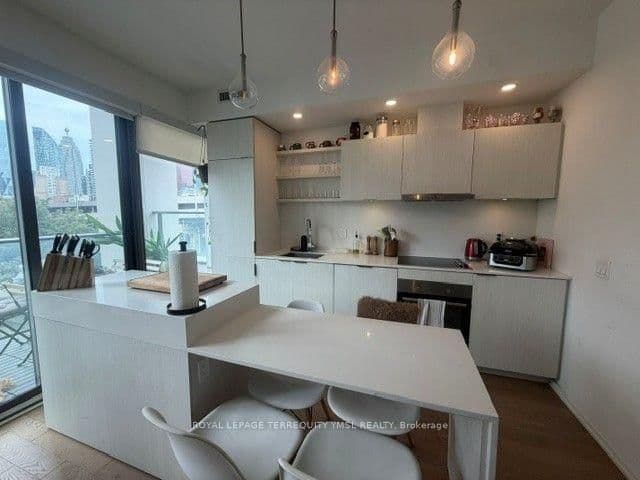 12 Bonnycastle Street, Unit 203 thumbnail 10