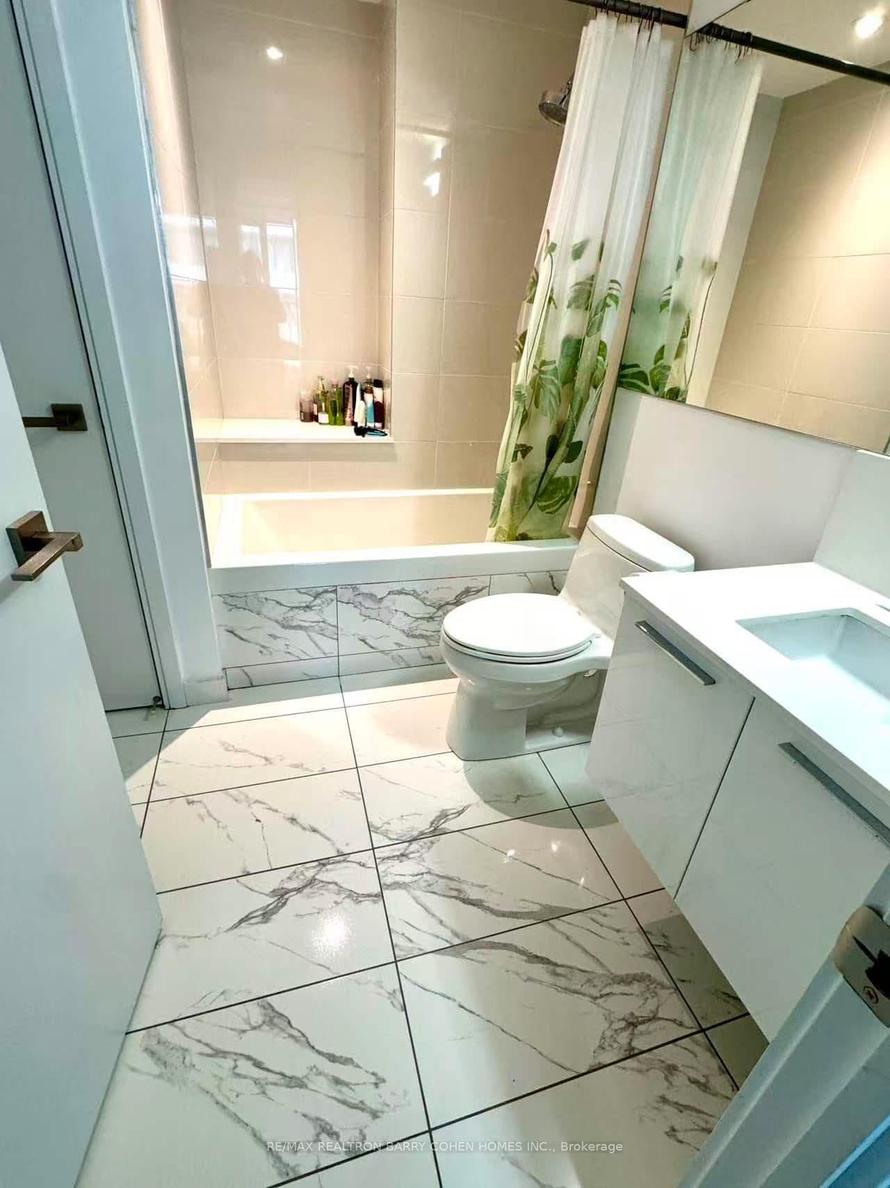 50 Charles Street E, Unit 3407 thumbnail 11