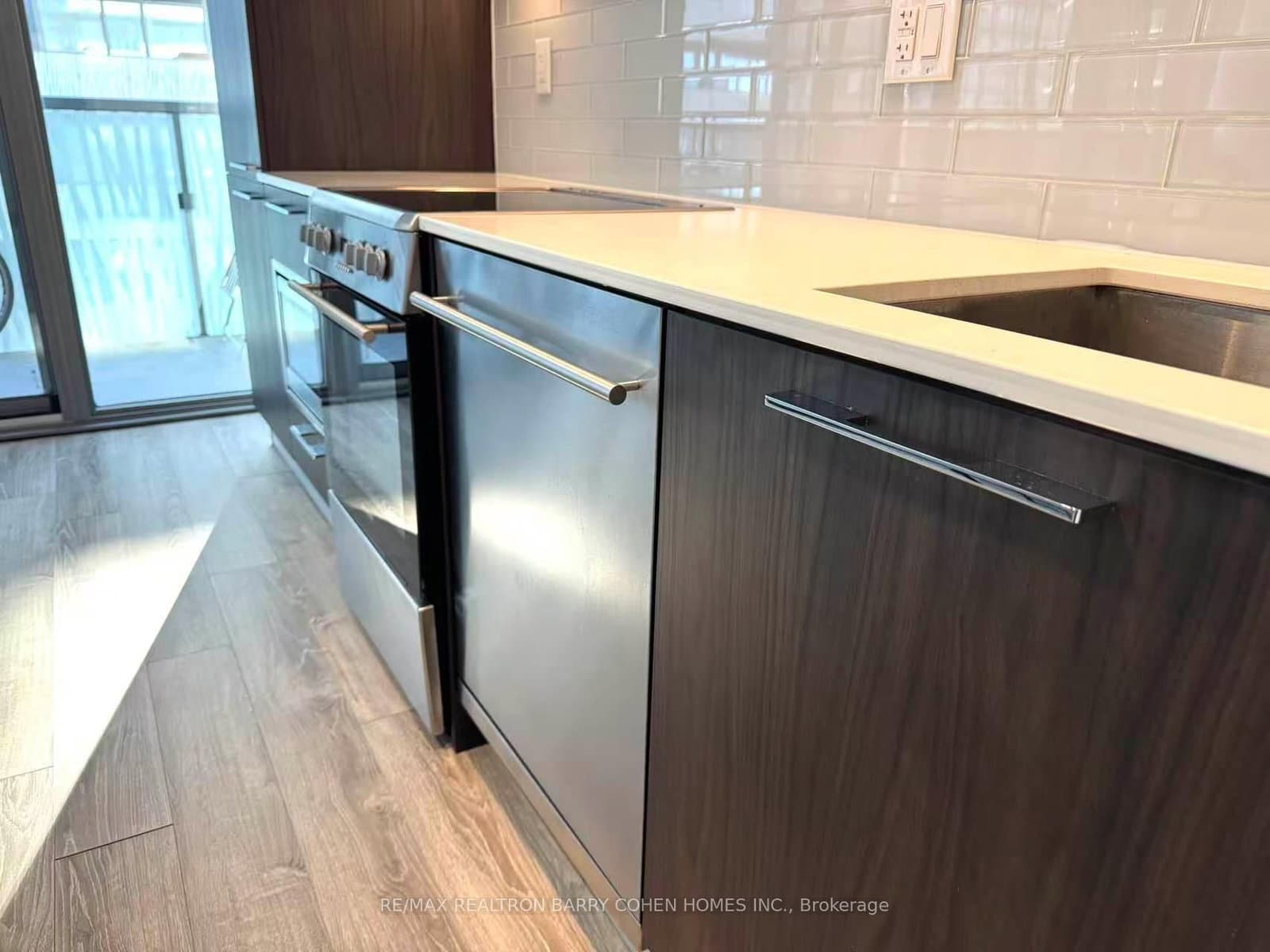 50 Charles Street E, Unit 3407 thumbnail 4