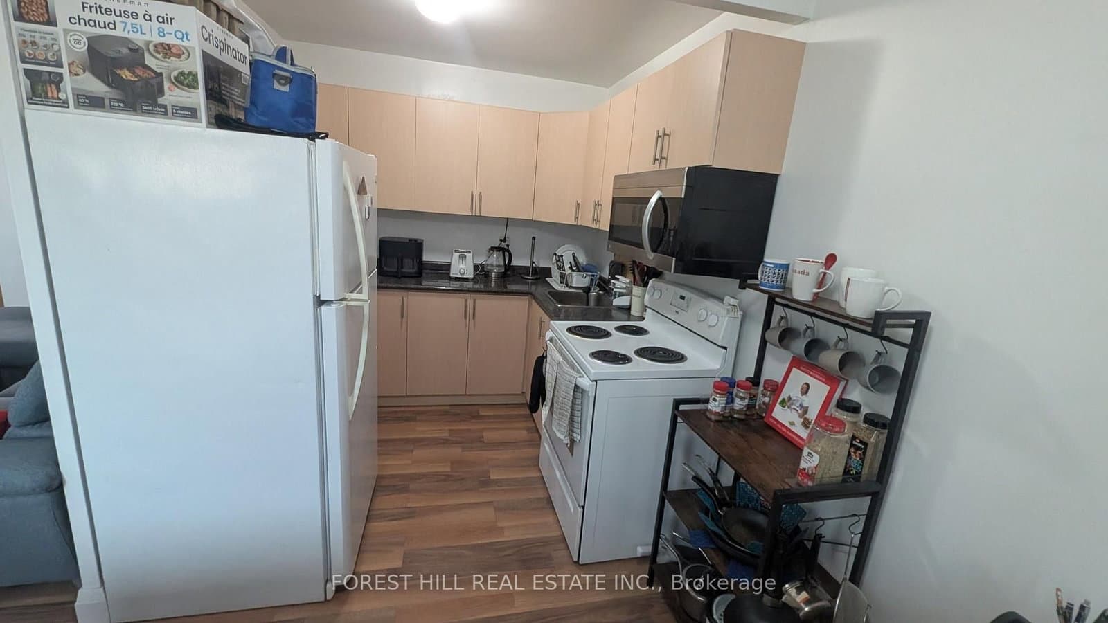 55 Neptune Drive, Unit 305 thumbnail 2