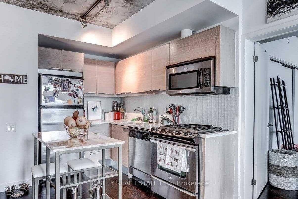 25 Oxley Street, Unit 910 thumbnail 5