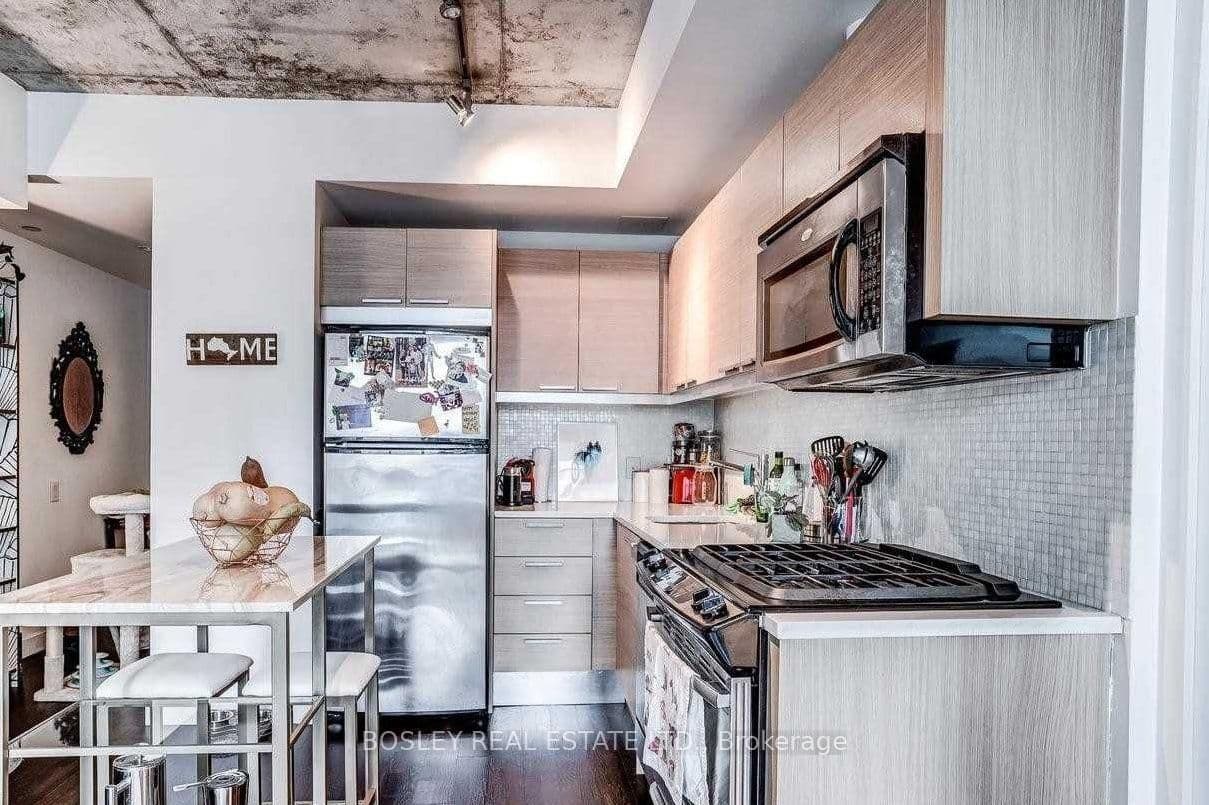 25 Oxley Street, Unit 910 thumbnail 6