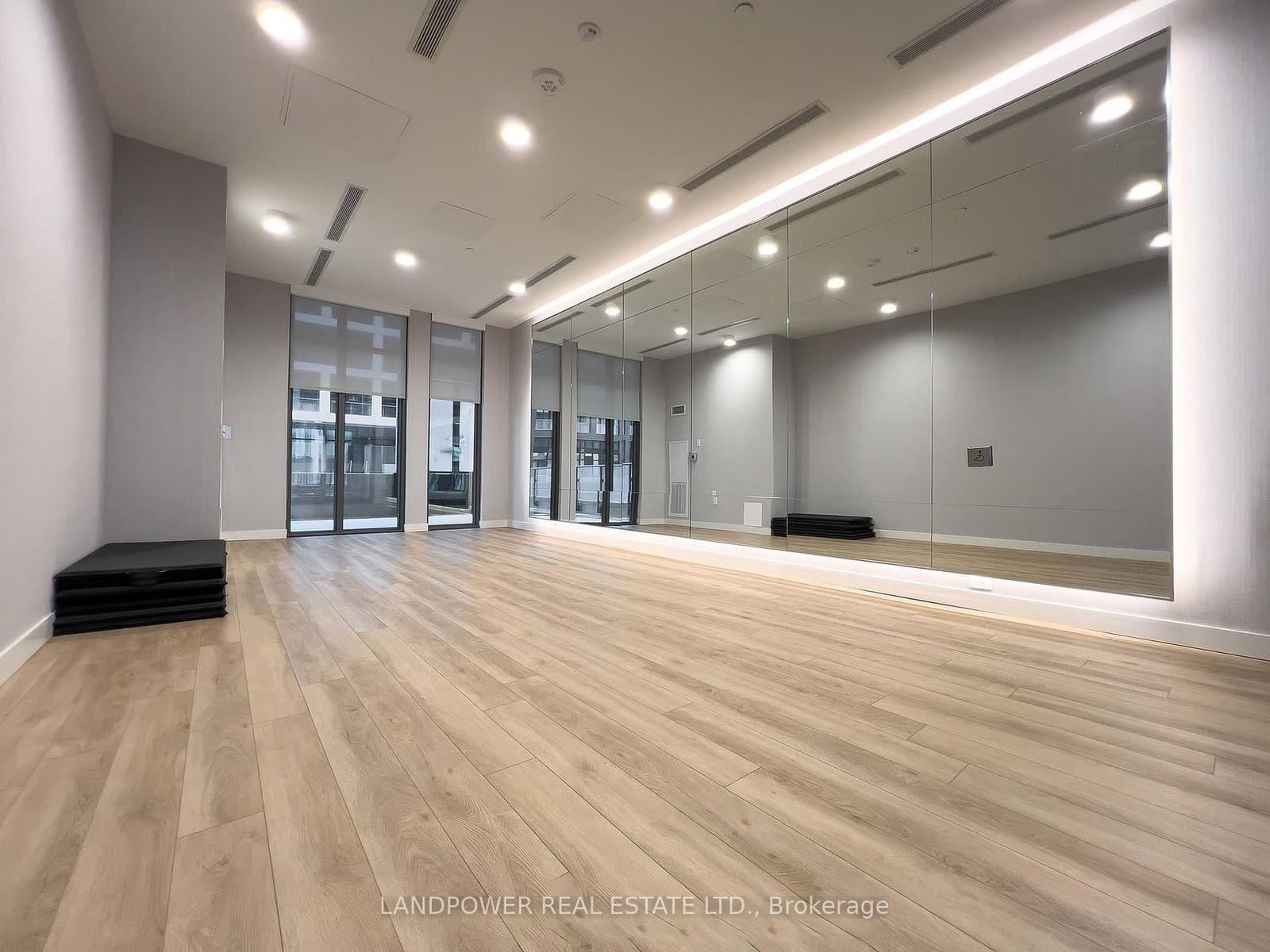 135 Lower Sherbourne Street, Unit 2832 W thumbnail 18