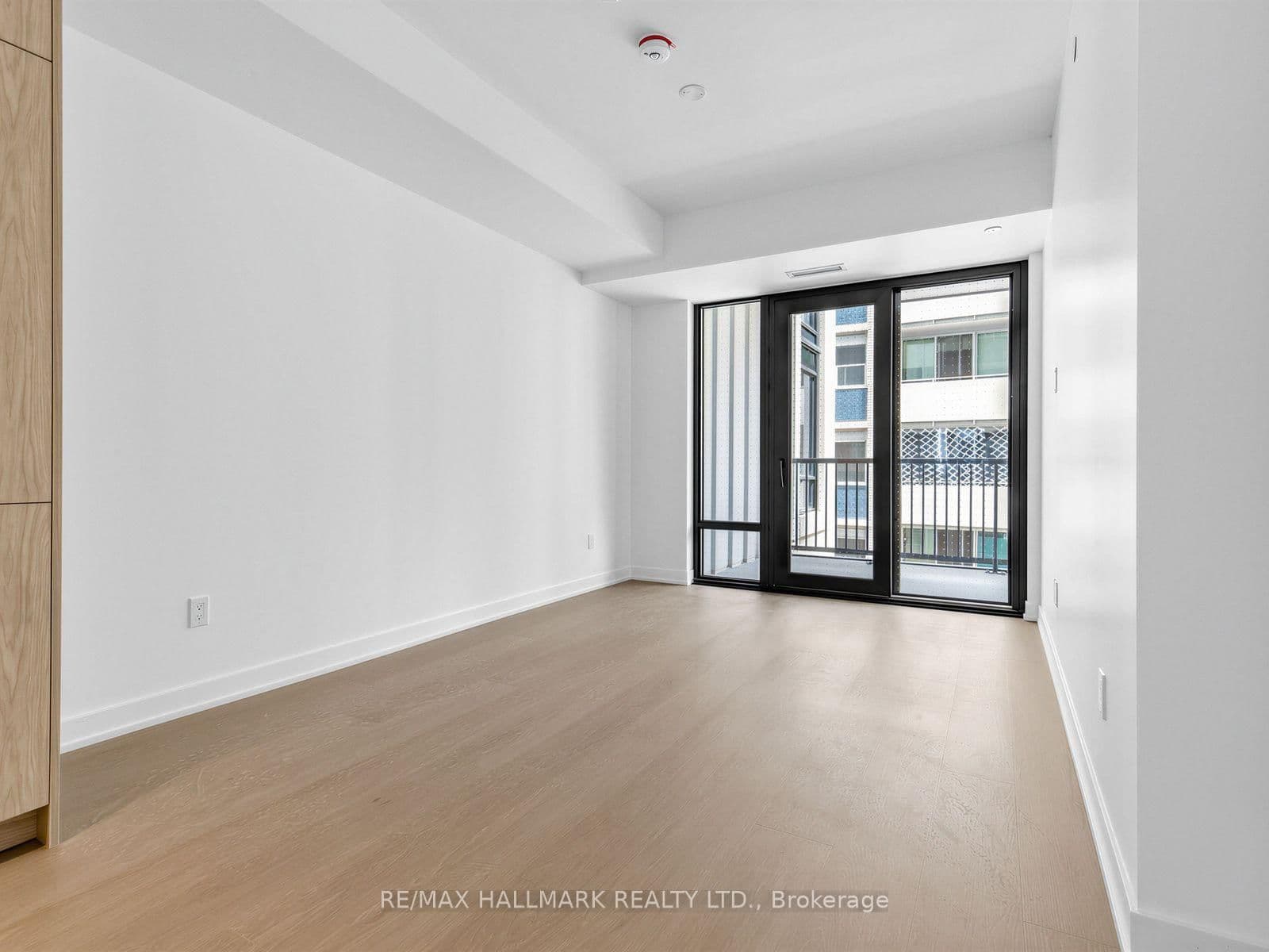 91 Montclair Avenue, Unit 528 thumbnail 10