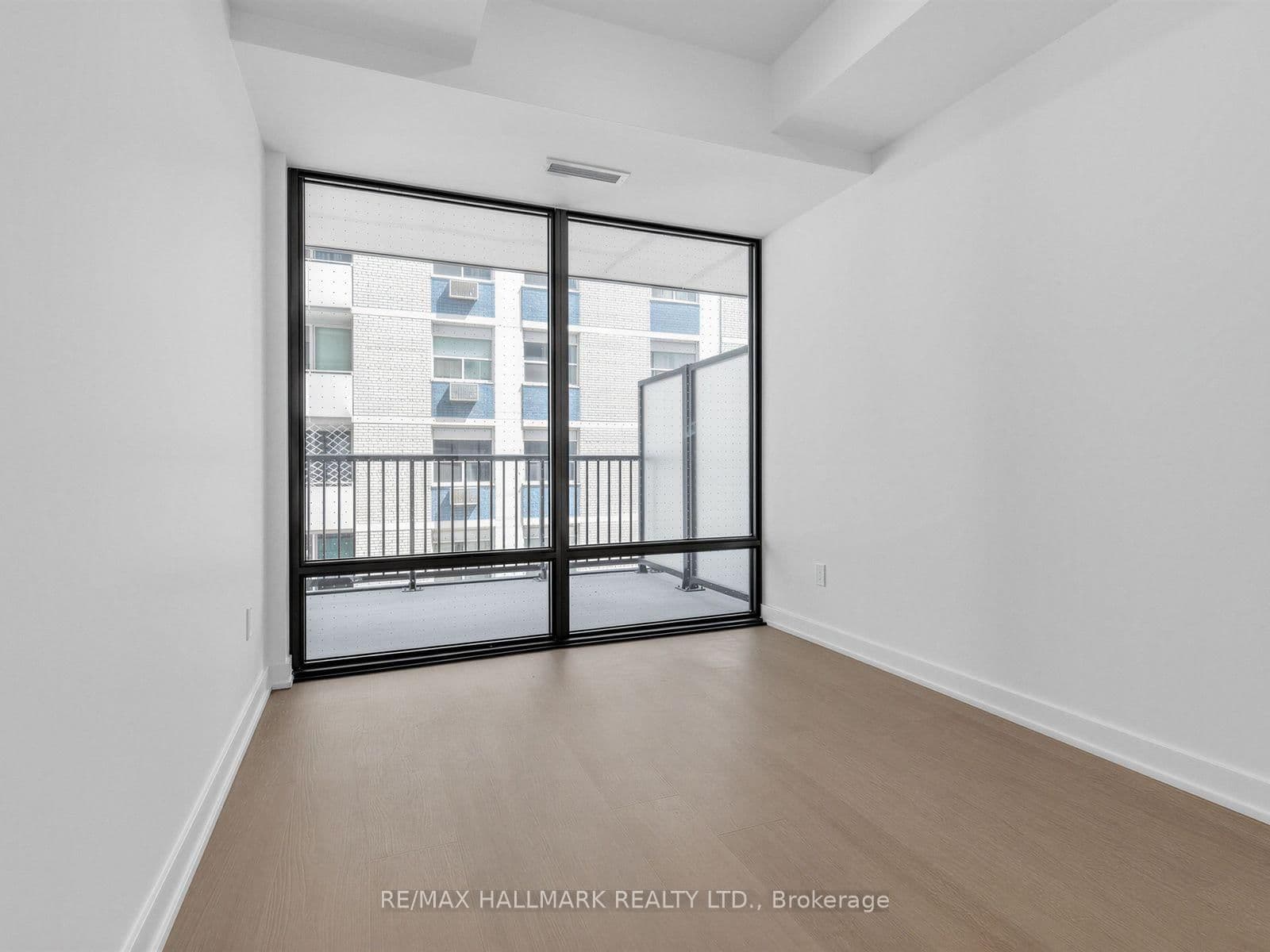 91 Montclair Avenue, Unit 528 thumbnail 24