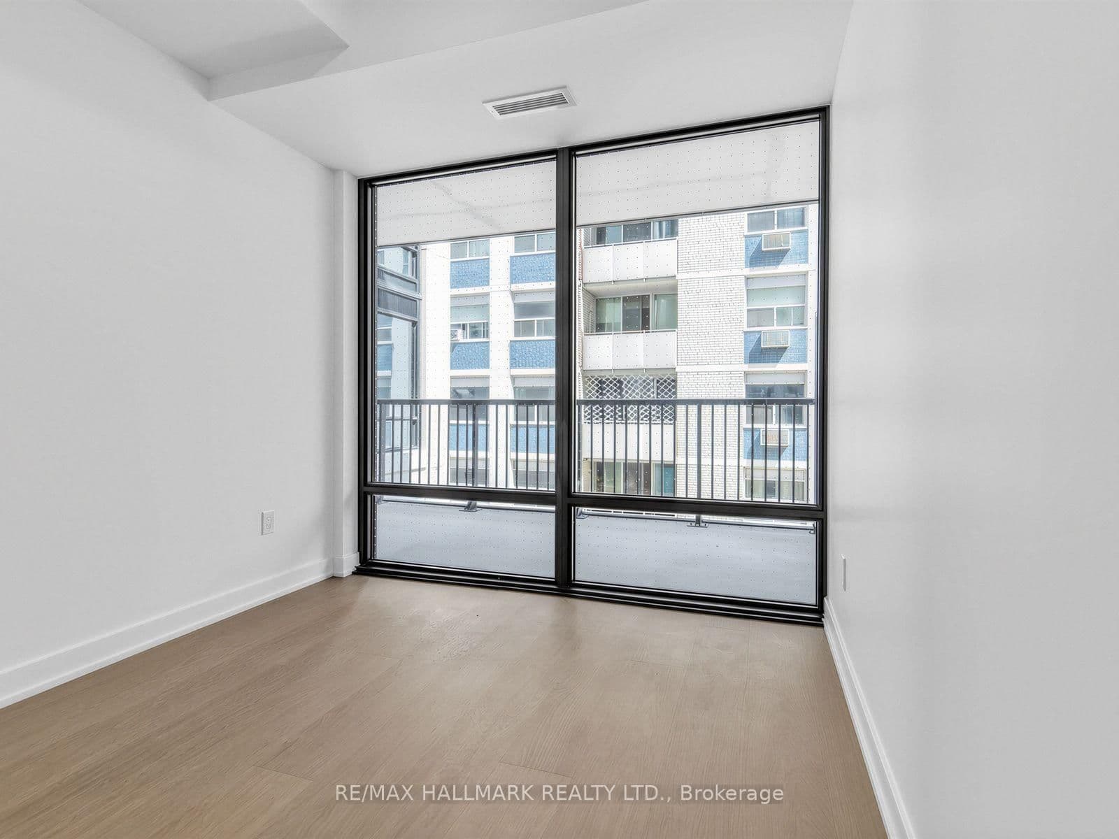 91 Montclair Avenue, Unit 528 thumbnail 25