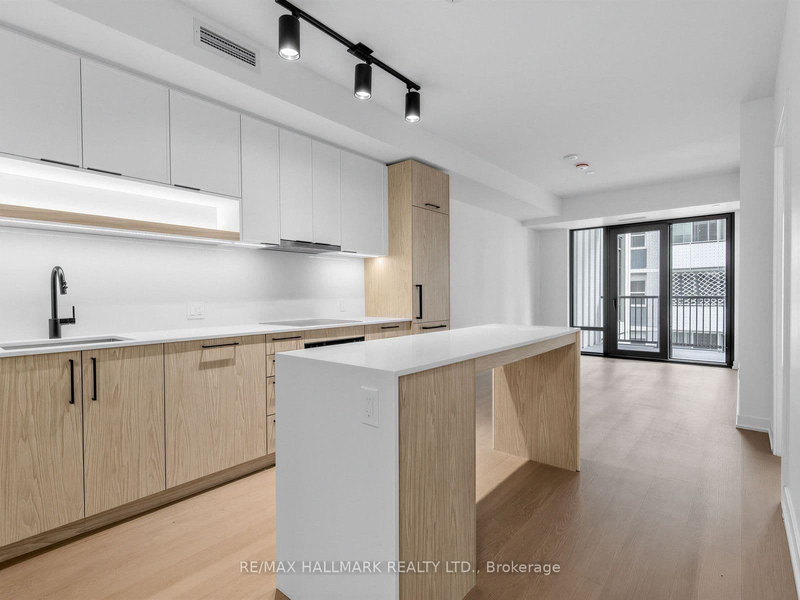 91 Montclair Avenue, Unit 528 thumbnail 4