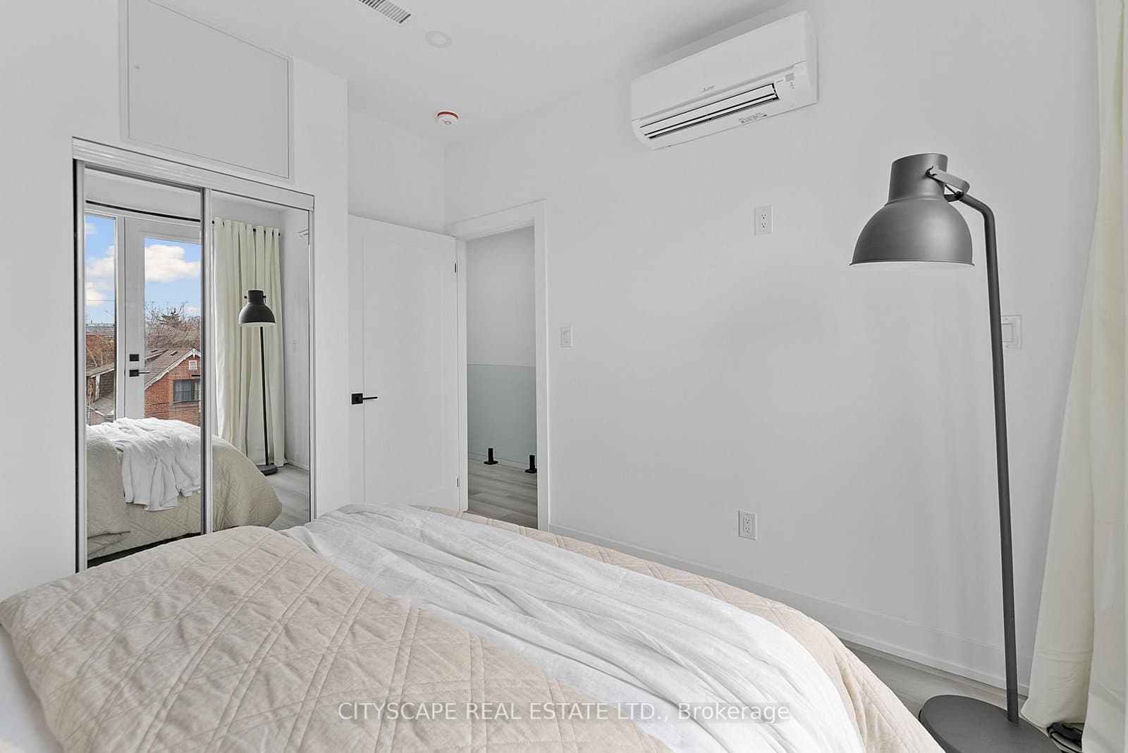589 Oakwood Avenue, Unit 1 - lower thumbnail 25