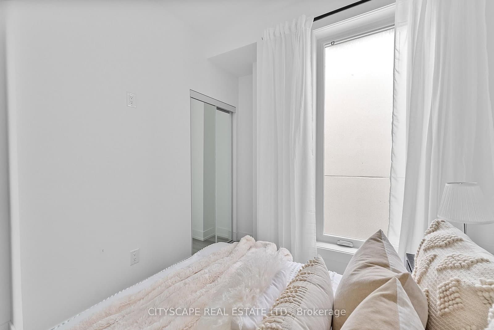 589 Oakwood Avenue, Unit 1 - lower thumbnail 27