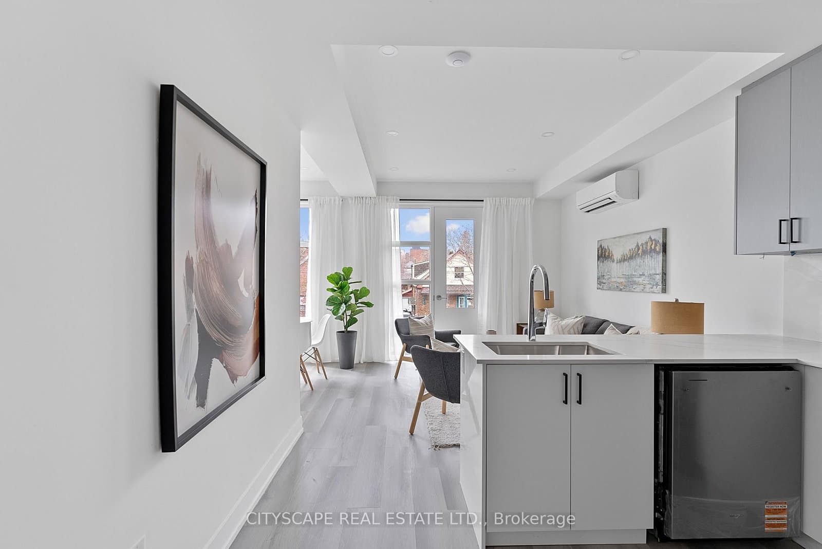 589 Oakwood Avenue, Unit 1 - lower thumbnail 5