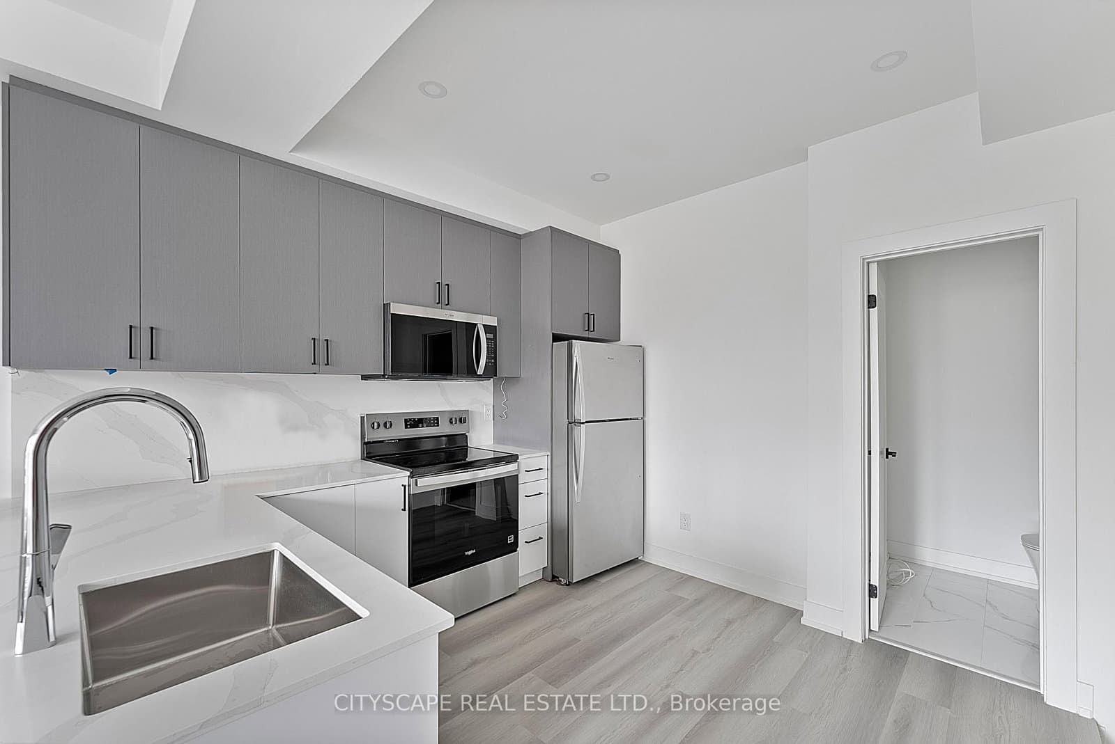 589 Oakwood Avenue, Unit 1 - lower thumbnail 7