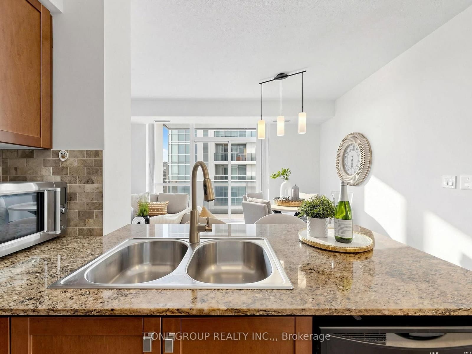 5793 Yonge Street, Unit 2305 thumbnail 9
