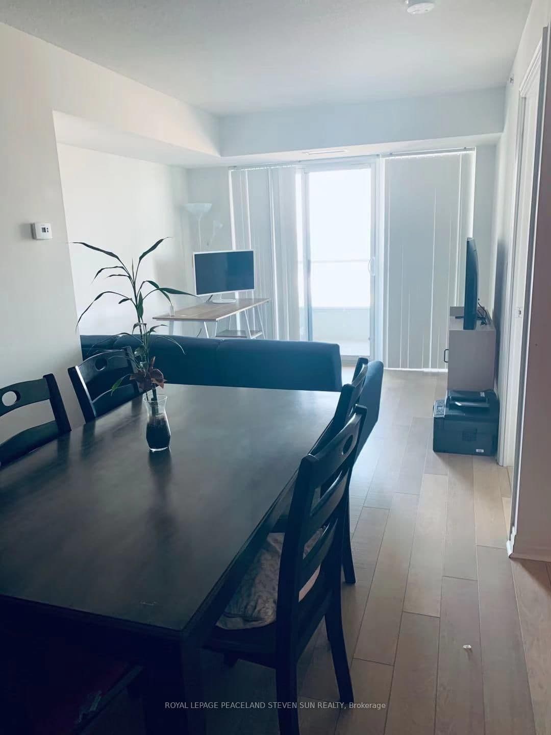 275 Yorkland Road, Unit 1812 thumbnail 4