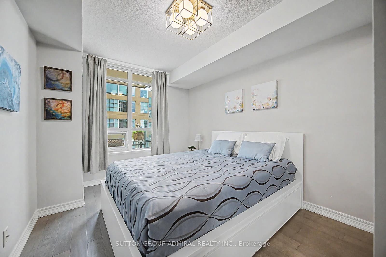 212 Eglinton Avenue, Unit 706 thumbnail 15