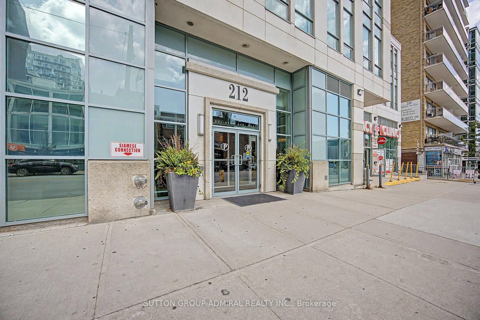 212 Eglinton Avenue, Unit 706 thumbnail 31