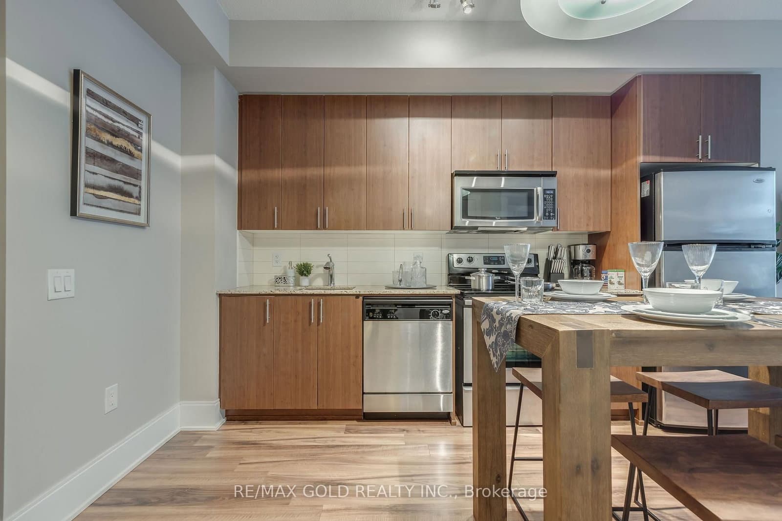 560 Front Street W, Unit 809 thumbnail 5