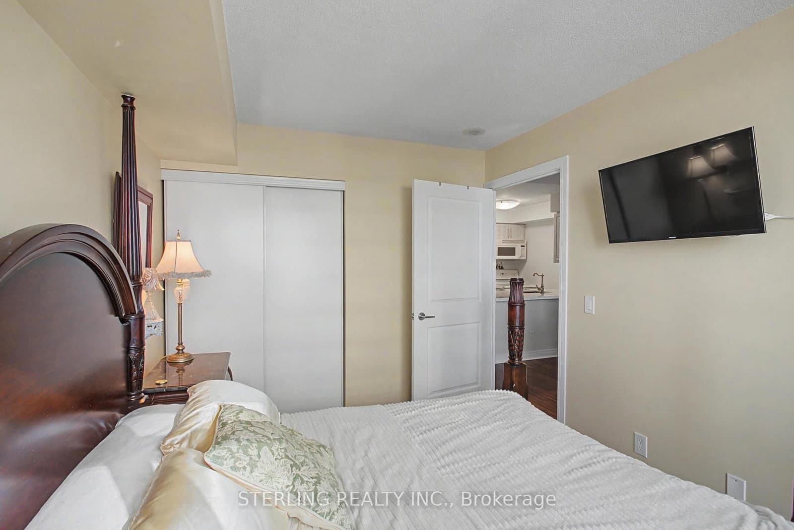 31 Bales Avenue, Unit 1909 thumbnail 15