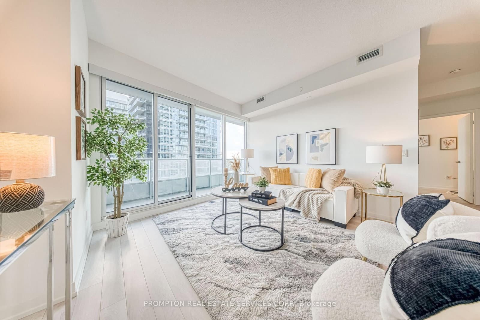 115 Mcmahon Drive, Unit 2511 thumbnail 10