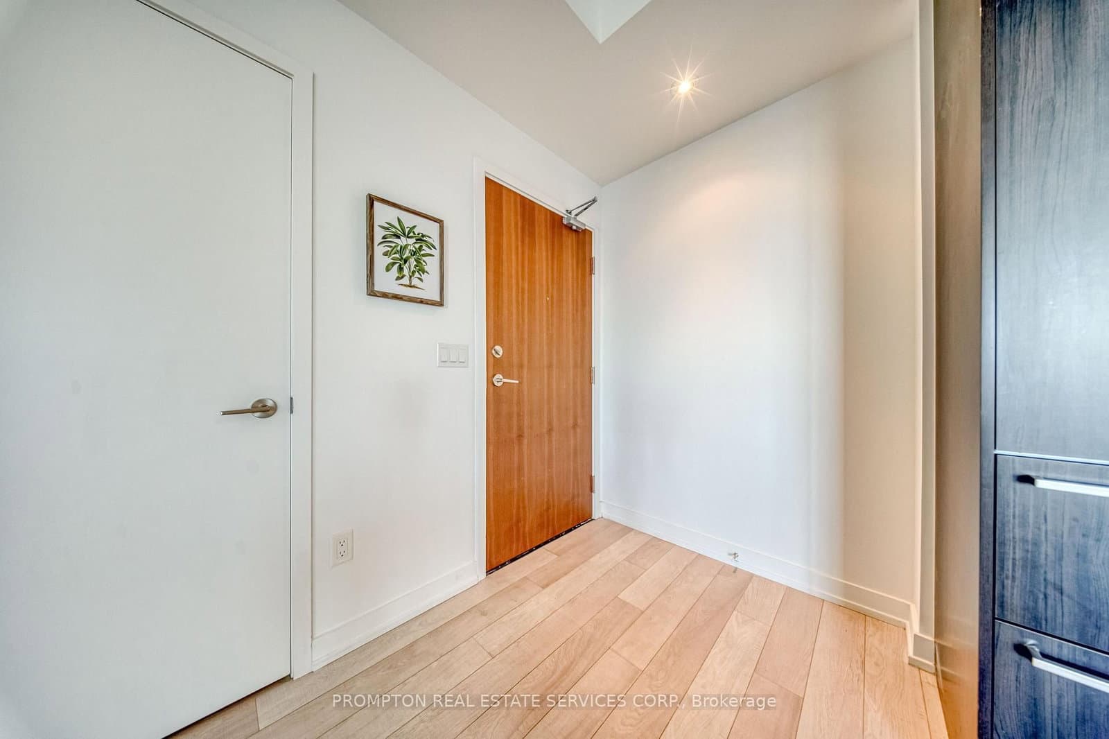 115 Mcmahon Drive, Unit 2511 thumbnail 25