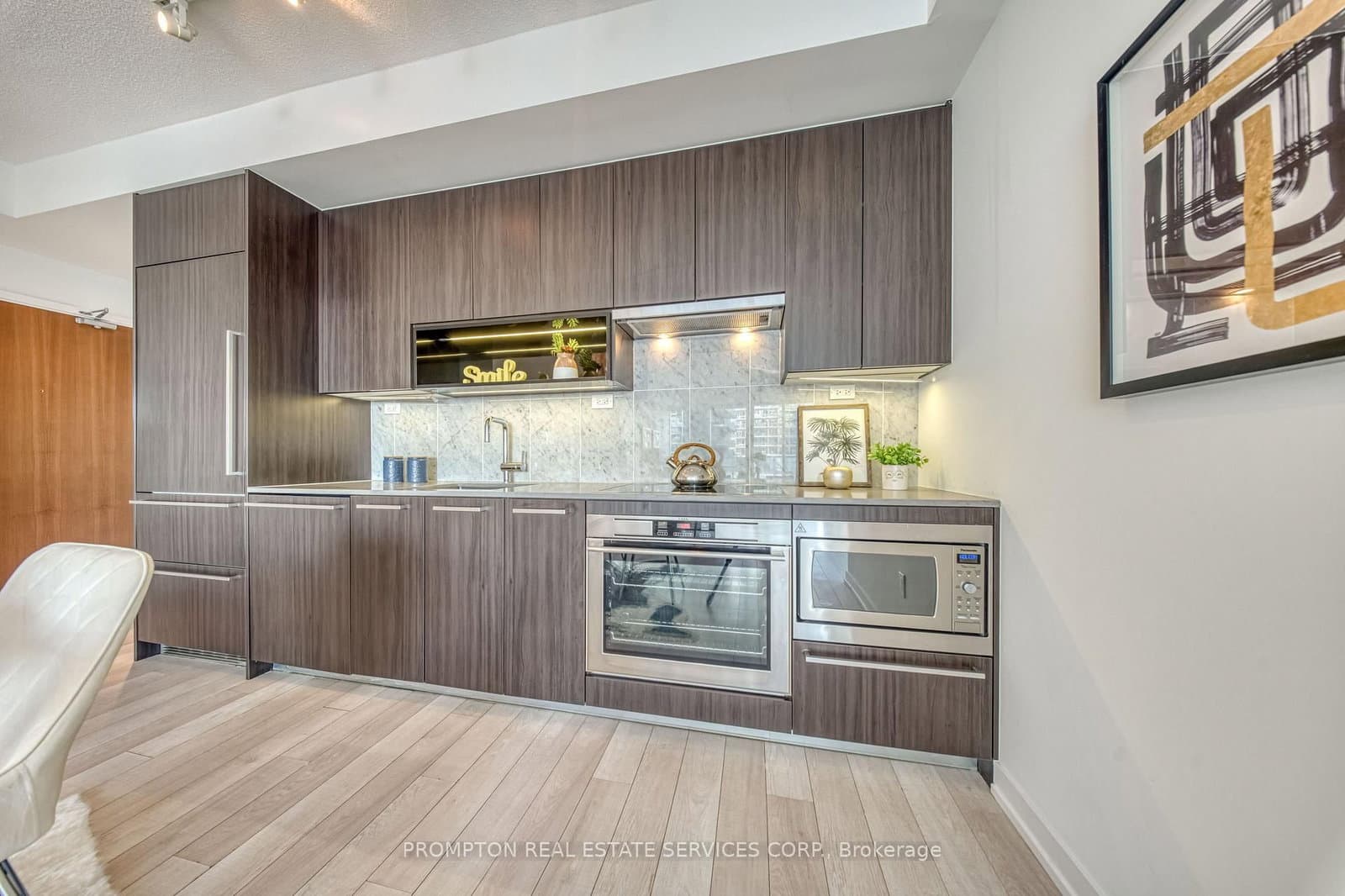 115 Mcmahon Drive, Unit 2511 thumbnail 8