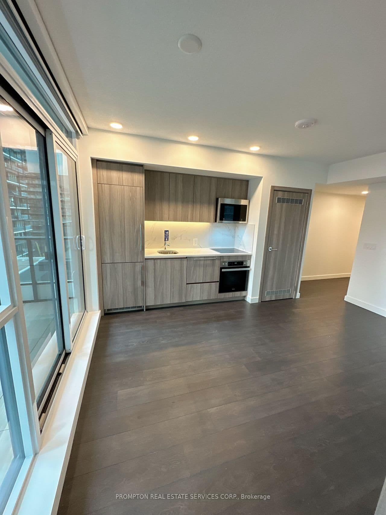 38 Widmer Street, Unit 1707 thumbnail 15