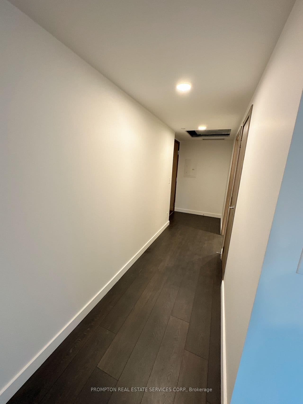 38 Widmer Street, Unit 1707 thumbnail 4