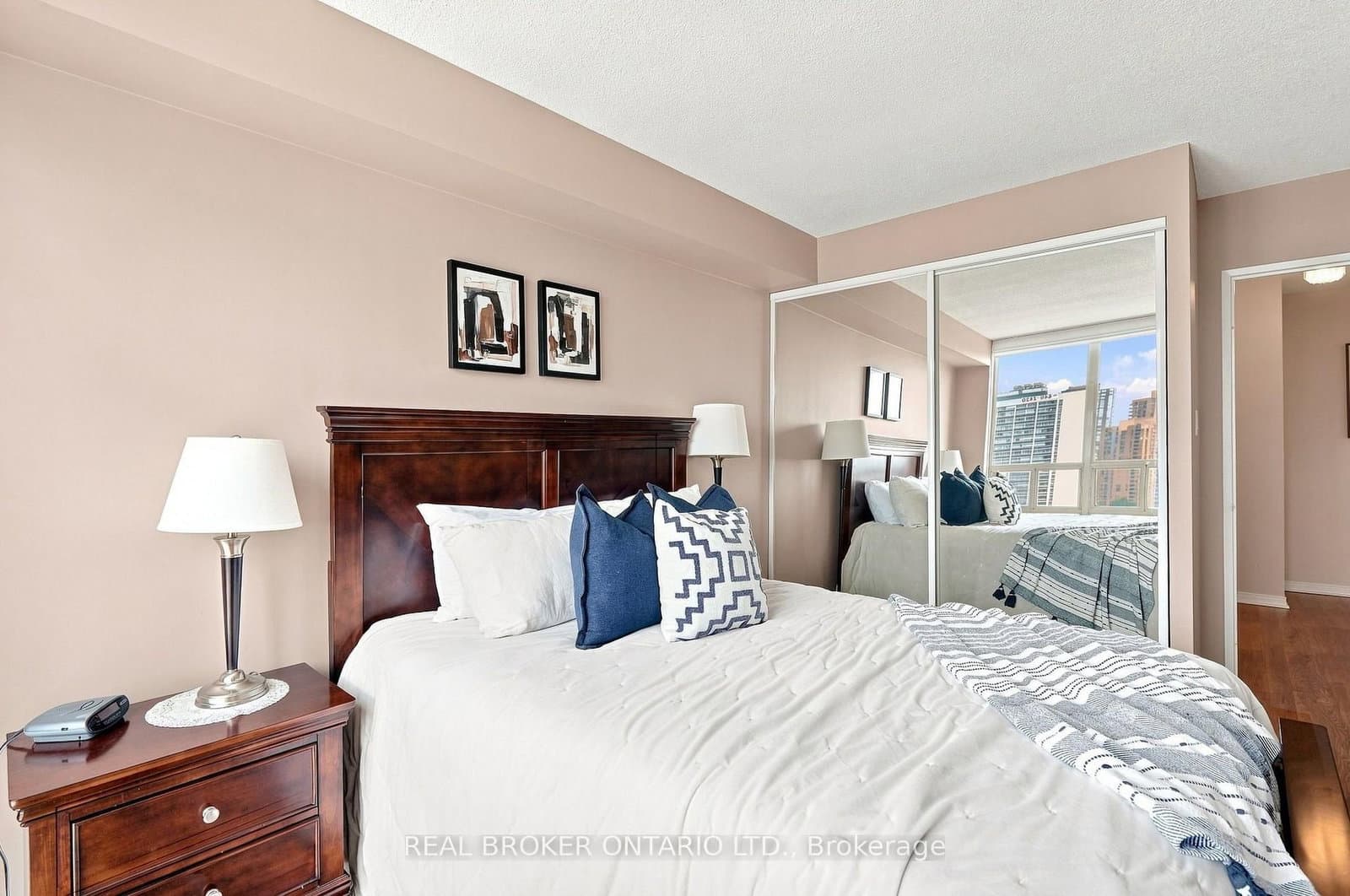205 Wynford Drive, Unit 2207 thumbnail 23