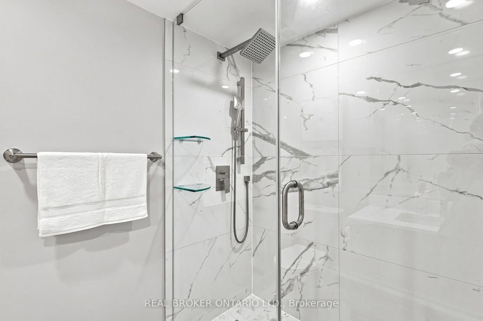 205 Wynford Drive, Unit 2207 thumbnail 31