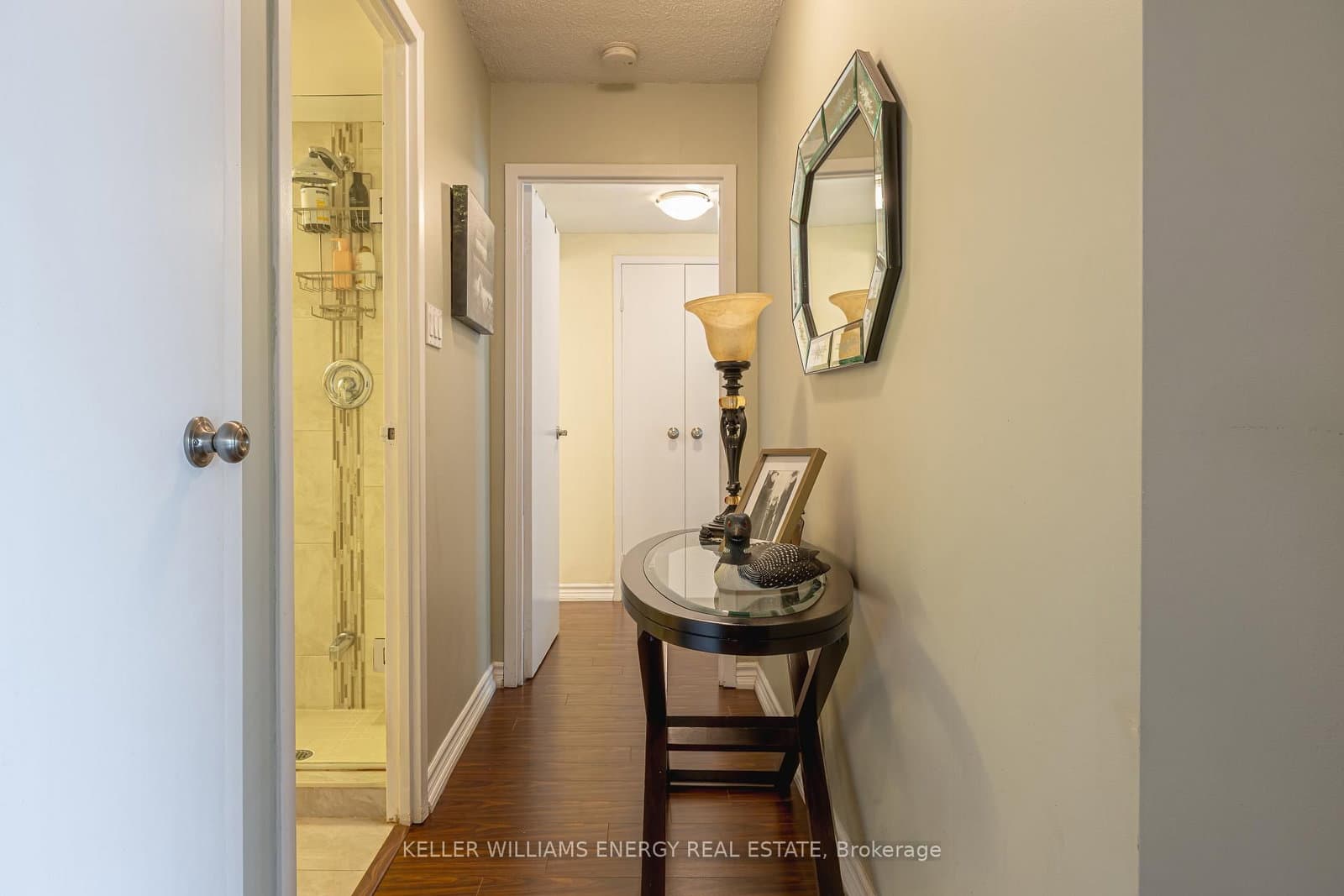 10 Yonge Street, Unit 1604 thumbnail 12