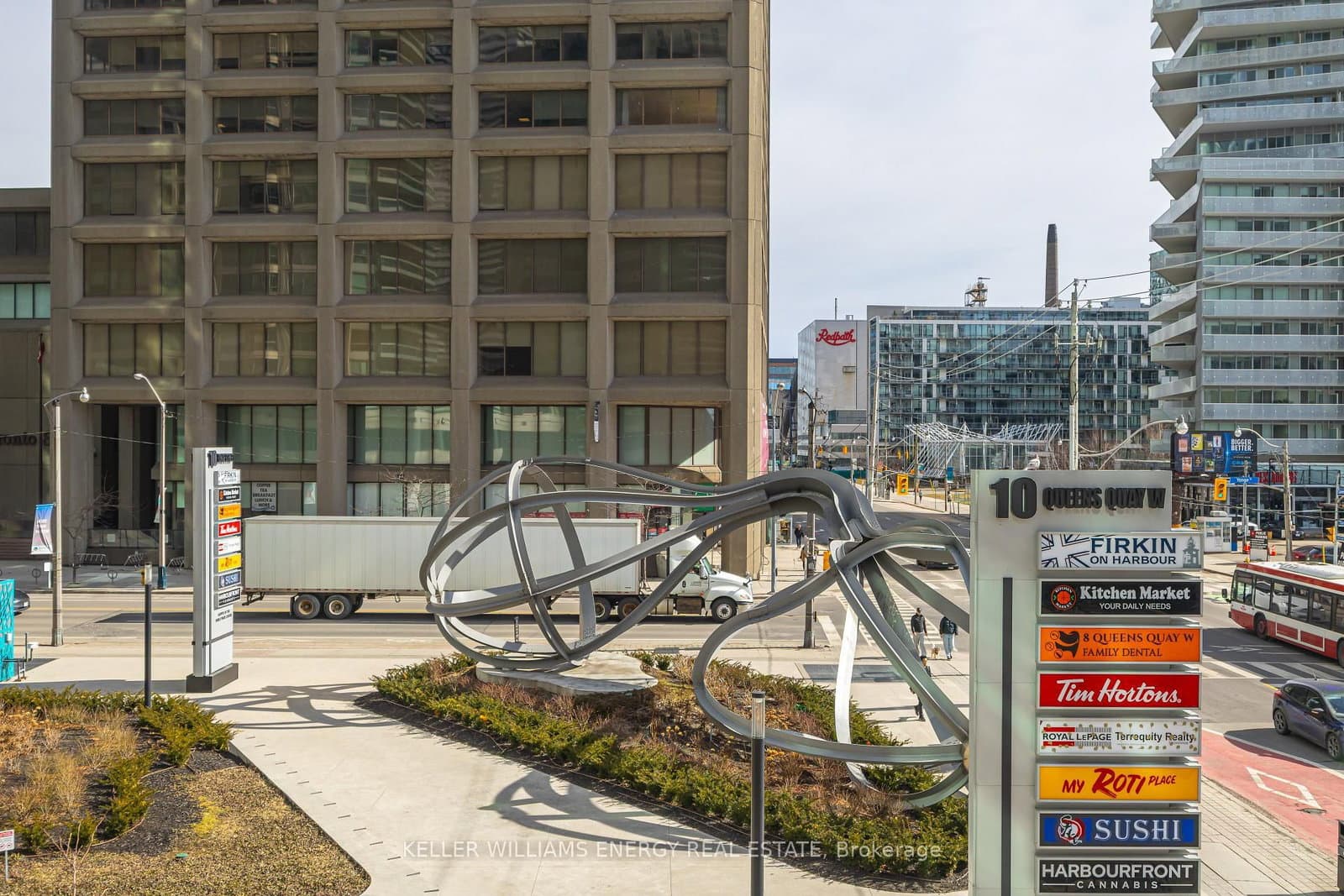10 Yonge Street, Unit 1604 thumbnail 33