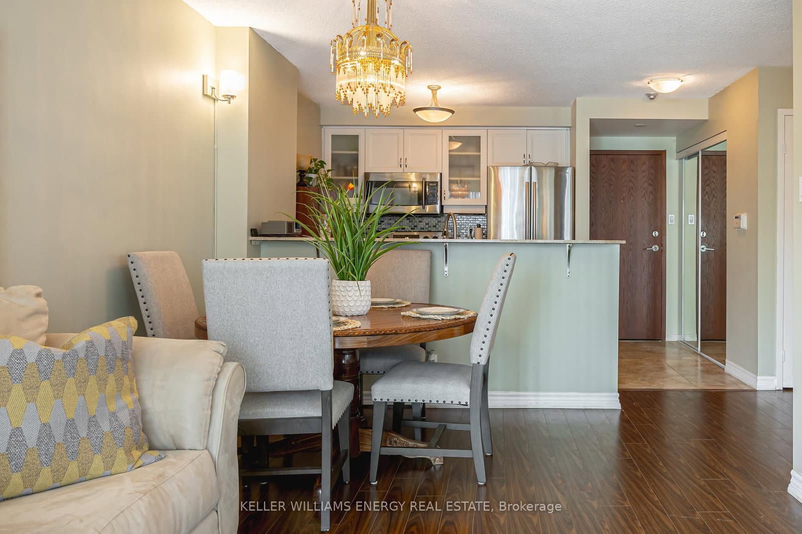10 Yonge Street, Unit 1604 thumbnail 6