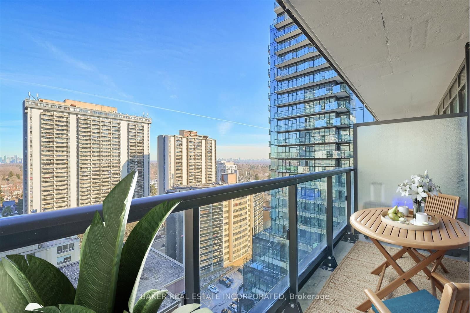 223 Redpath Avenue, Unit 1508 thumbnail 15