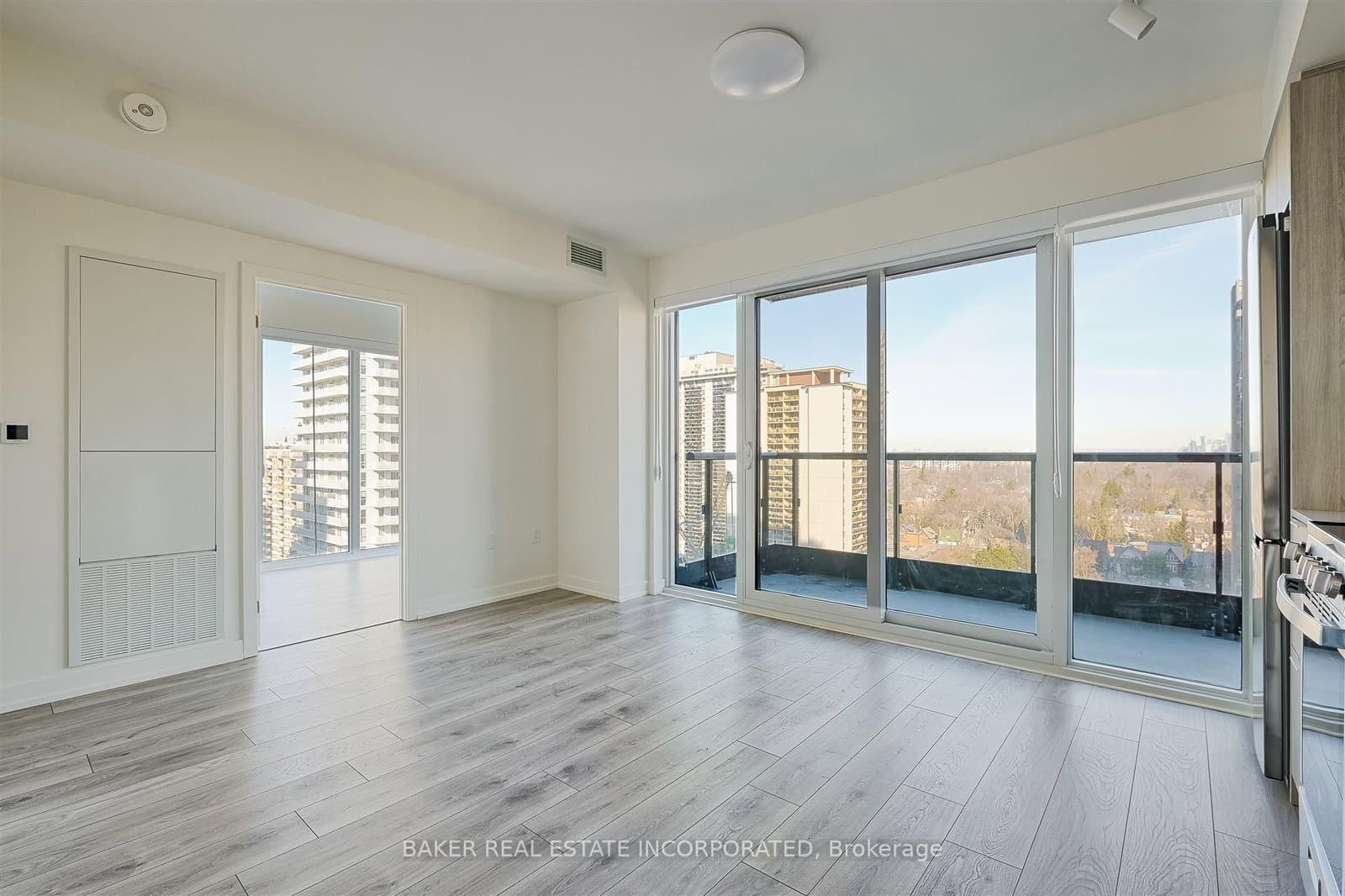 223 Redpath Avenue, Unit 1508 thumbnail 2