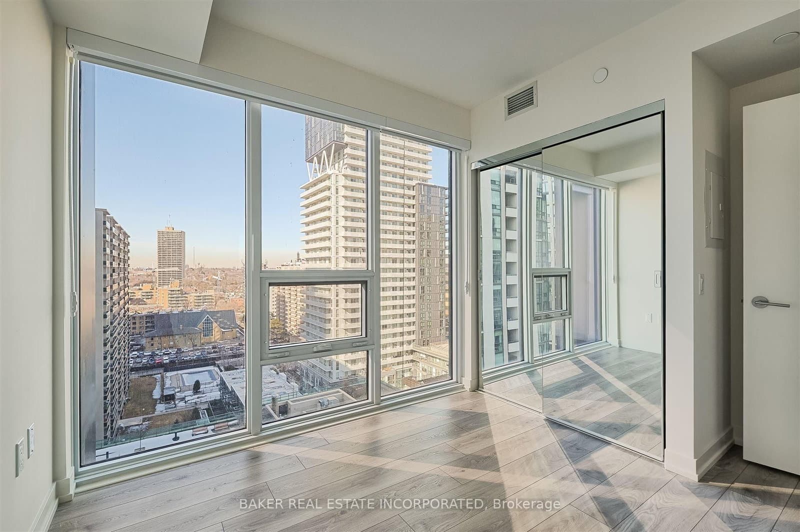 223 Redpath Avenue, Unit 1508 thumbnail 9