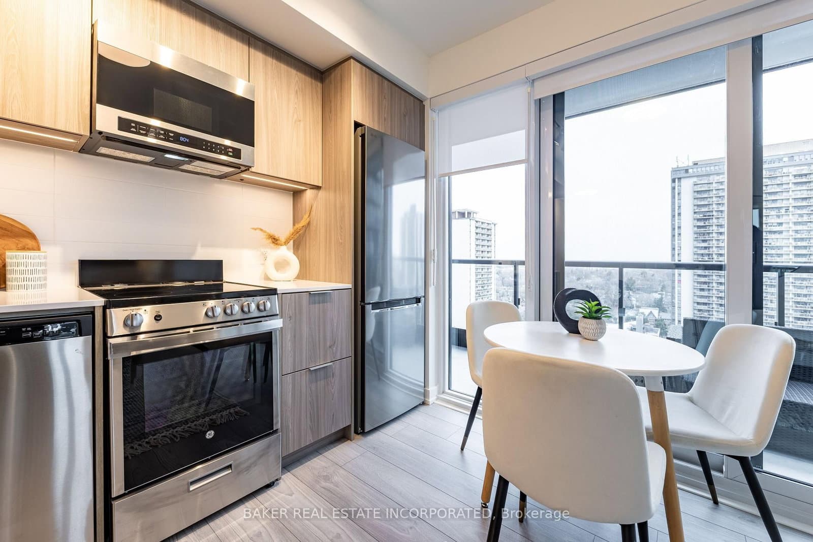 223 Redpath Avenue, Unit 1410 thumbnail 13