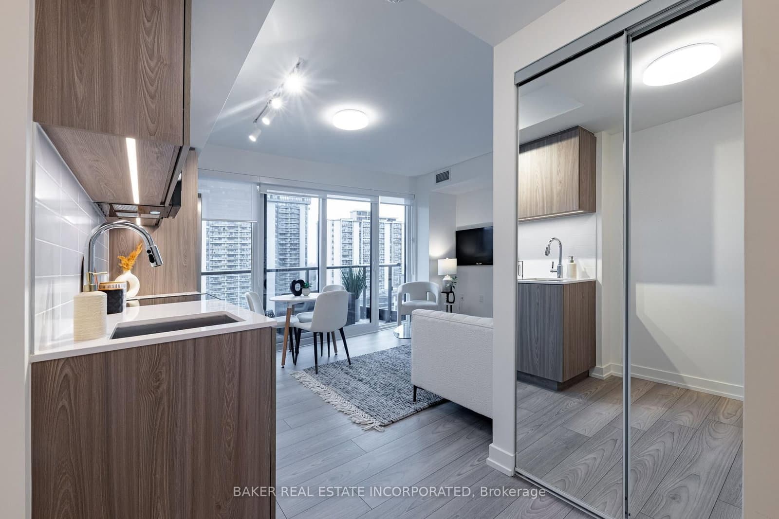 223 Redpath Avenue, Unit 1410 thumbnail 17